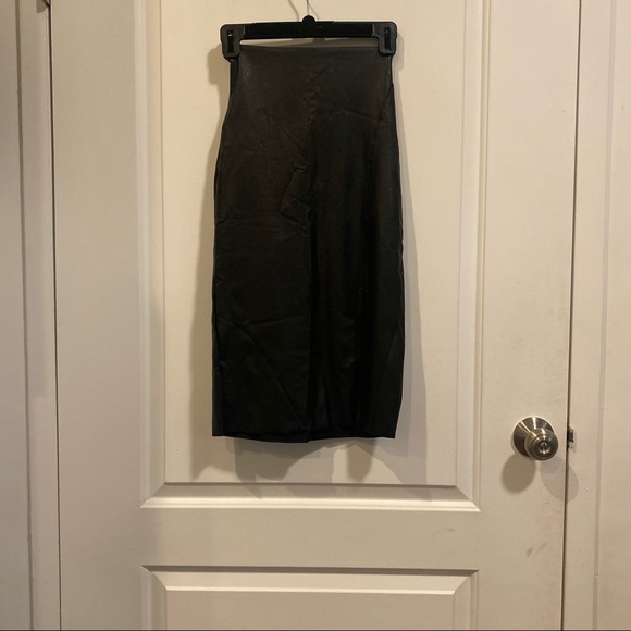 Commando Faux Leather Side Slit Midi Skirt in Black - Picture 5 of 6